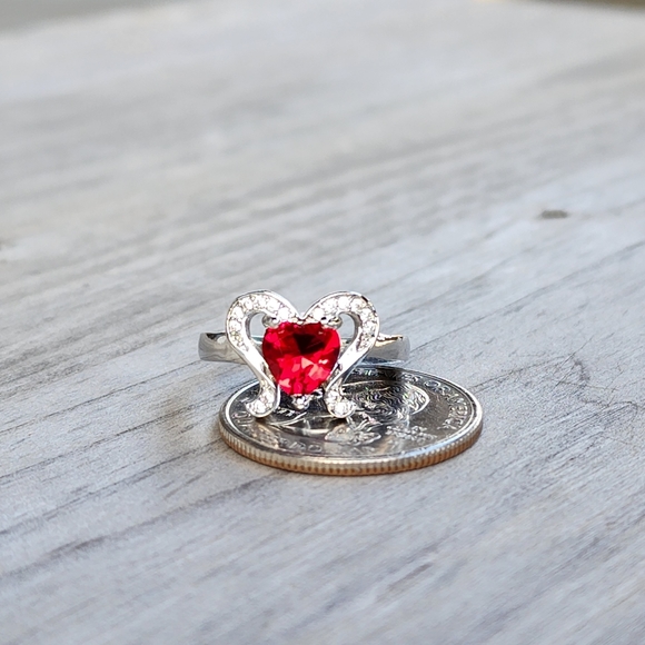 New 925 Sterling Silver Ruby Heart White Topaz Angel Wings Size 6.5 Ladies Ring - Picture 6 of 10